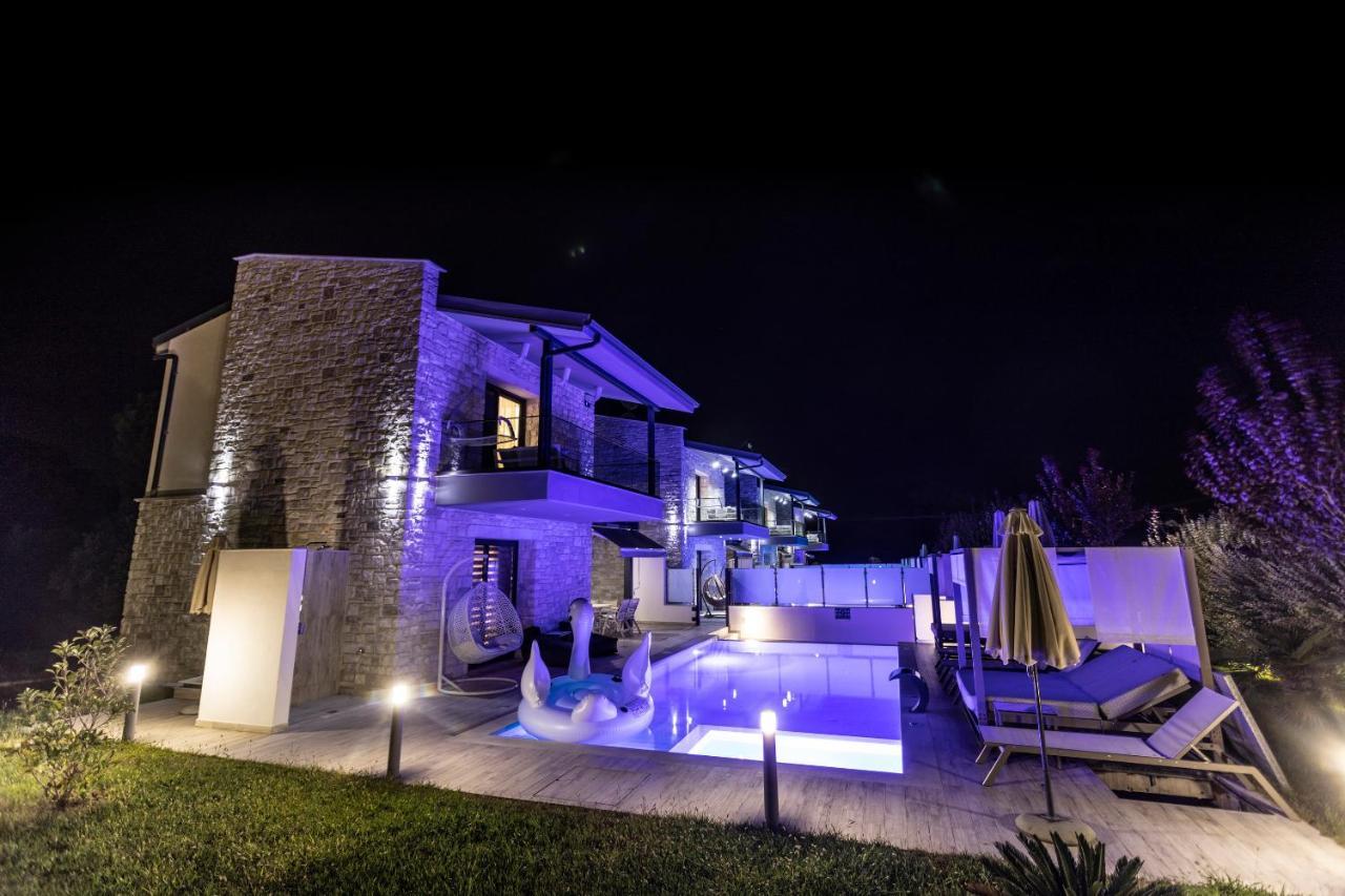 White Pearl Villa Pefkochori Exterior photo